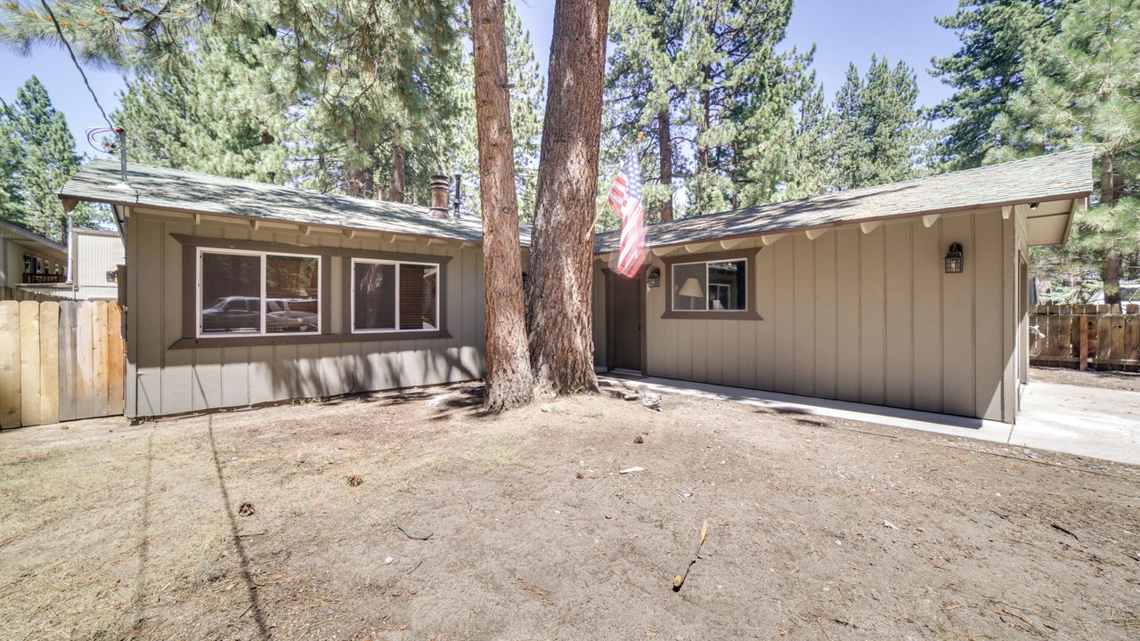Photo of Outdoor in Al Tahoe