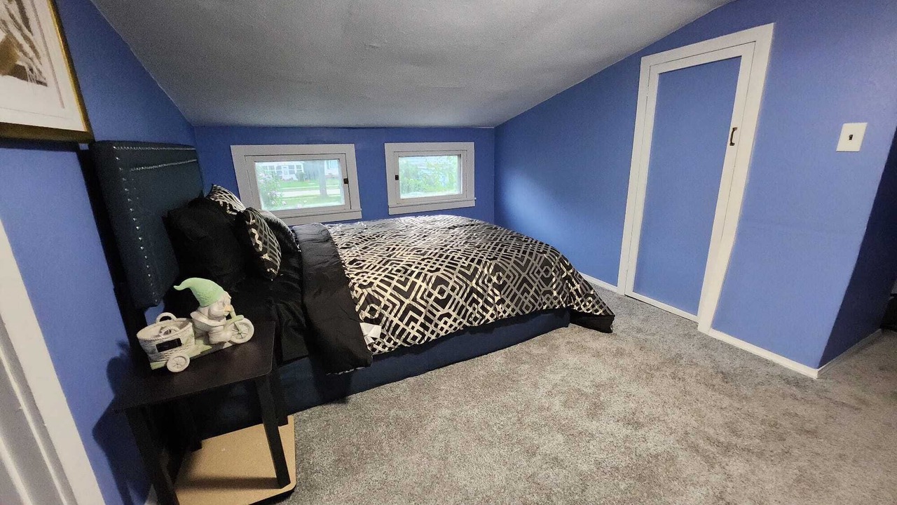 Photo of Bedroom in Euclid