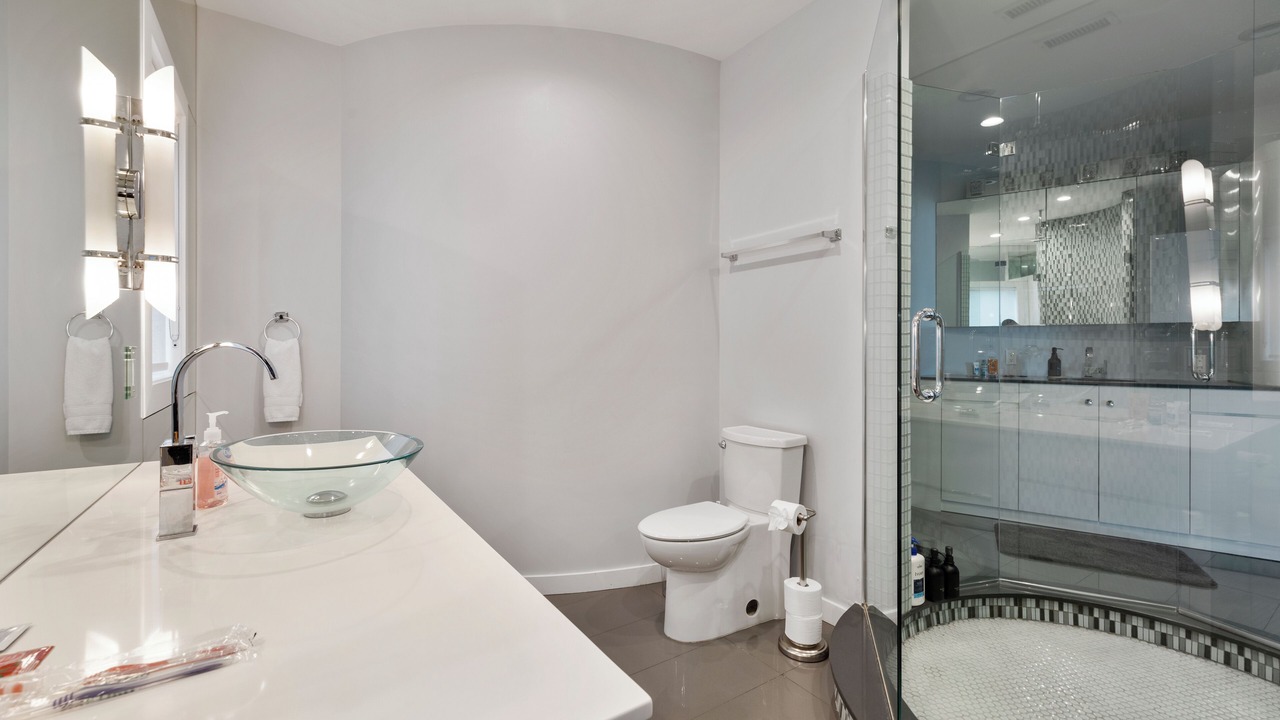 Photo of Bathroom in Piermont