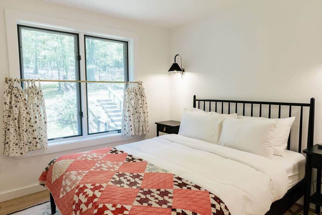 Photo of Bedroom in Copake Lake