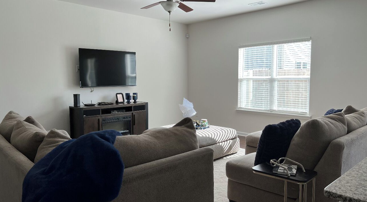 Photo of Livingroom in Paw Creek