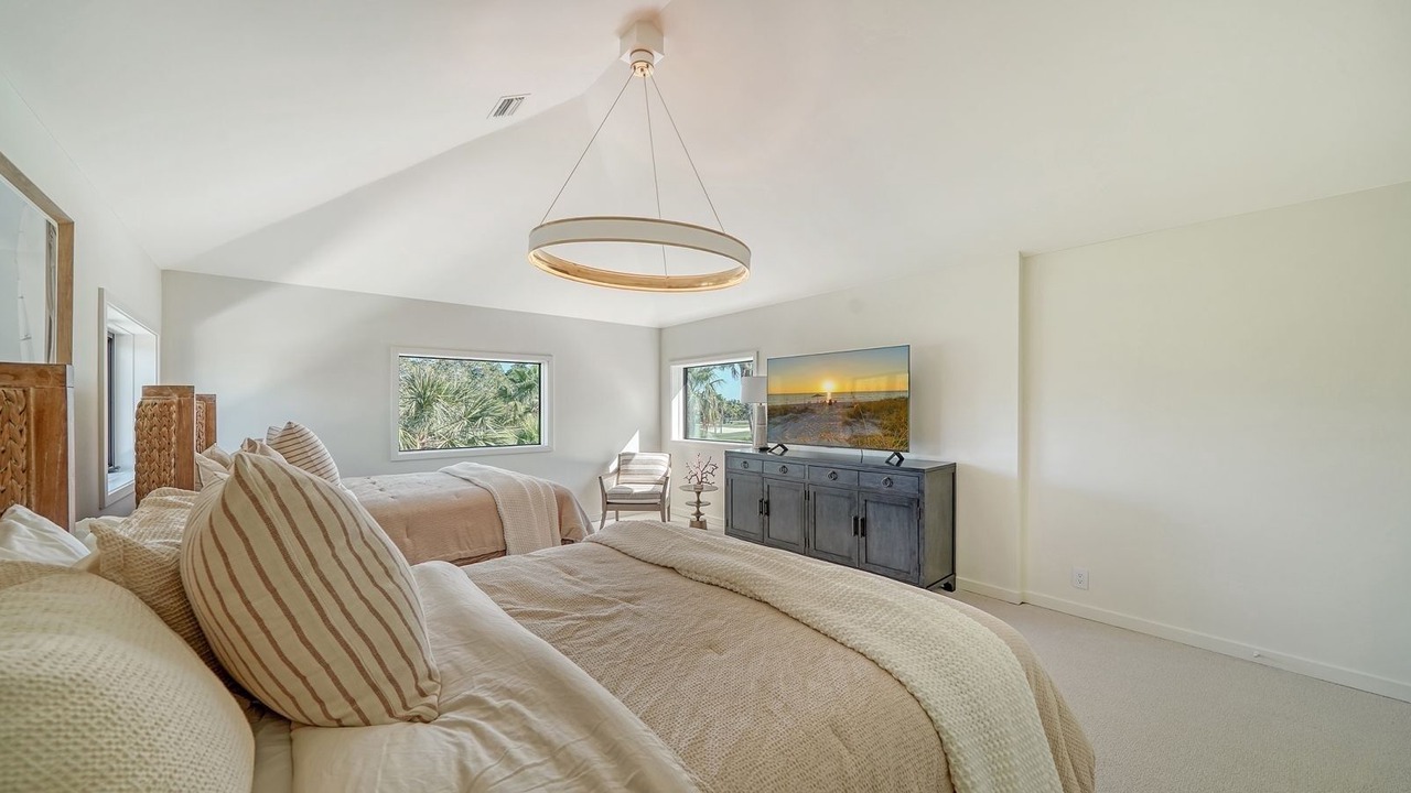 Photo of Bedroom in Longboat Key