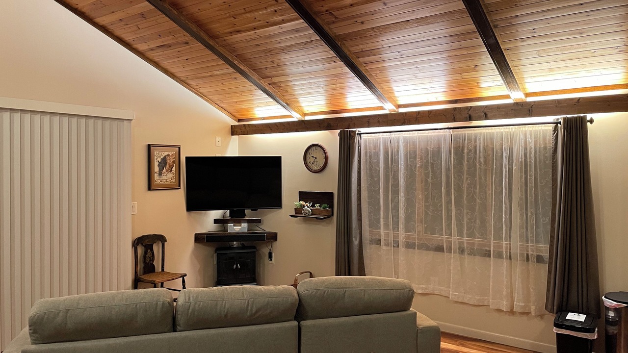 Photo of Livingroom in Bemus Point