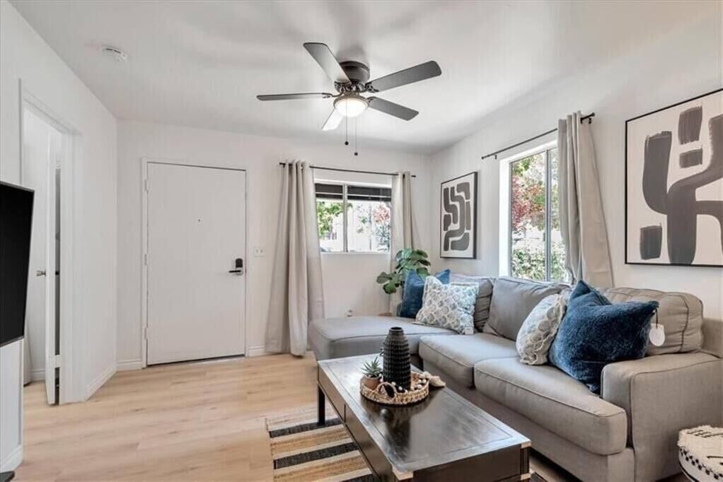 Photo of Livingroom in Monrovia