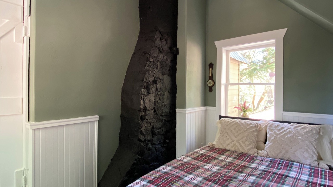 Photo of Bedroom in Green Valley Lake
