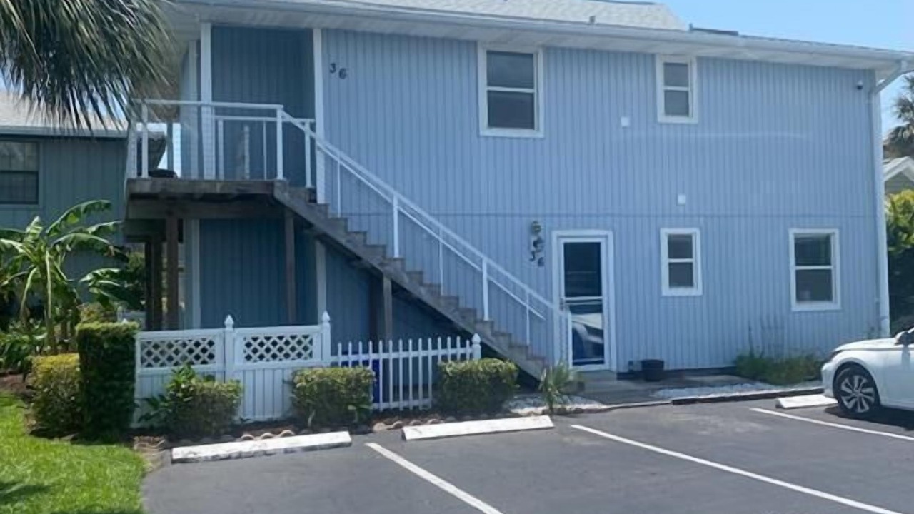 Photo of Outdoor in Surfcrest Village