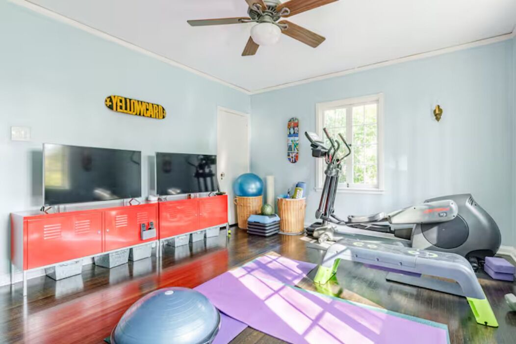 Photo of Bedroom in Hollywood