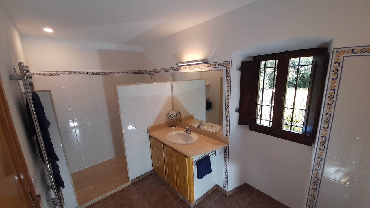 Photo of Bathroom in Olot