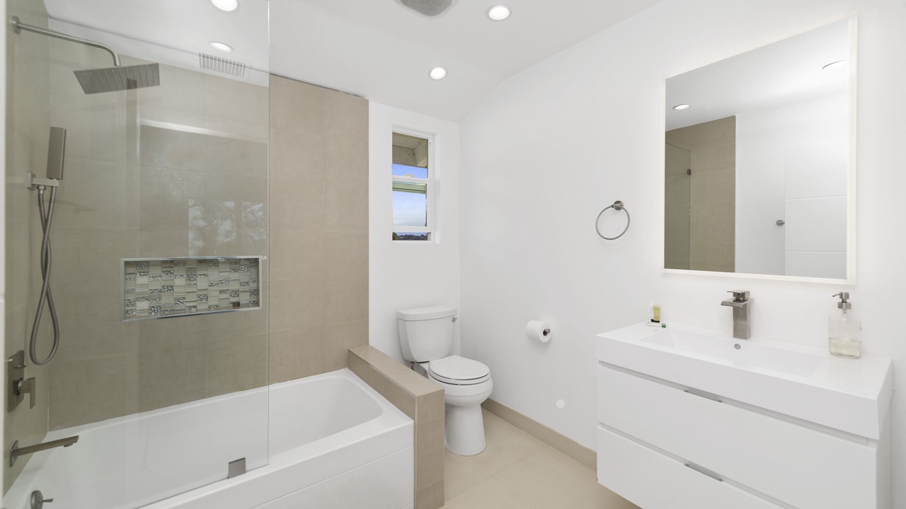 Photo of Bathroom in Silver Lake
