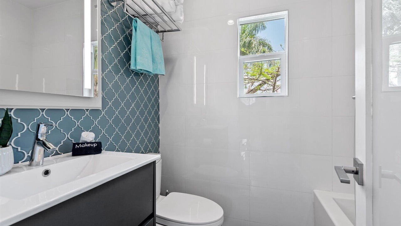 Photo of Bathroom in Poinsettia Heights