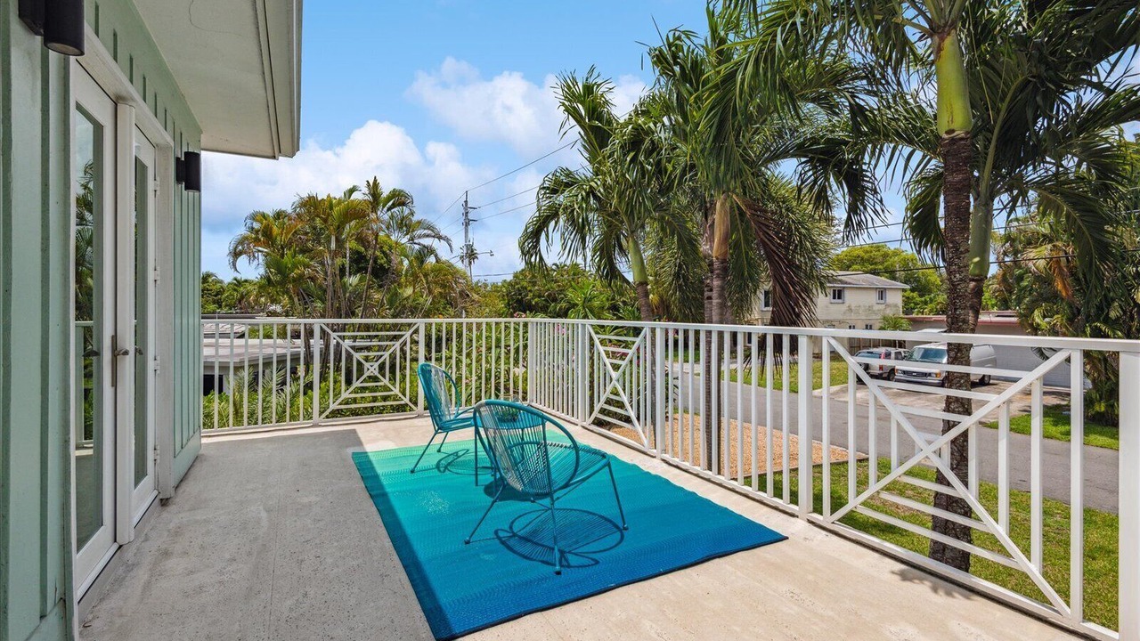 Photo of Patio Balcony in Poinsettia Heights
