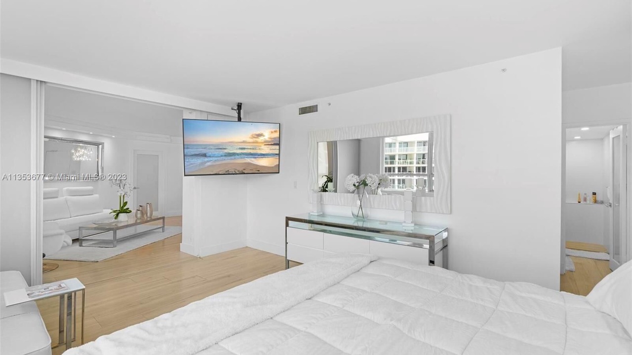 Photo of Bedroom in West Avenue