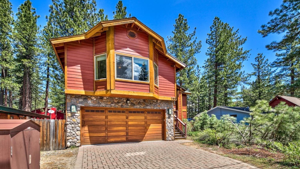 Photo of Others in Al Tahoe