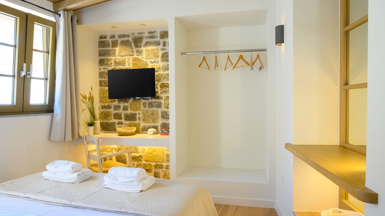 Photo of Bedroom in Mirsini