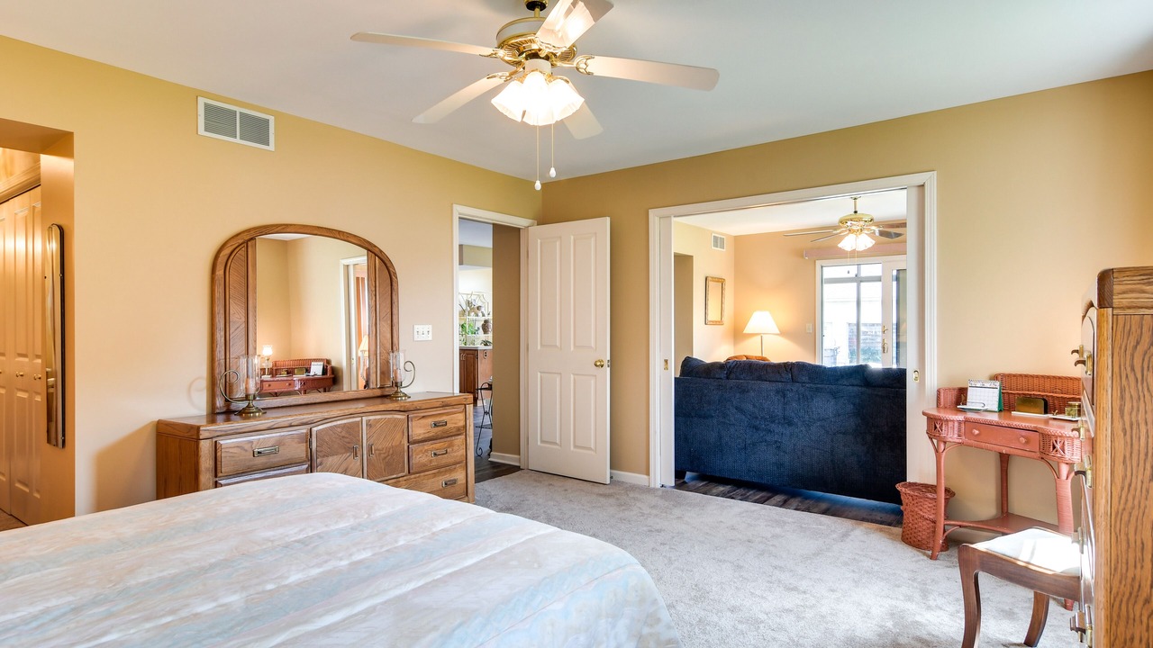 Photo of Bedroom in Tonawanda