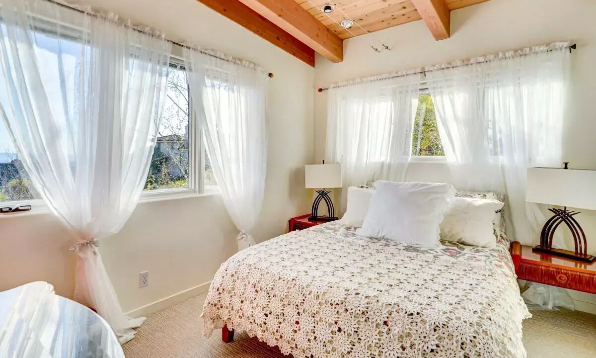 Photo of Bedroom in Upper Rockridge