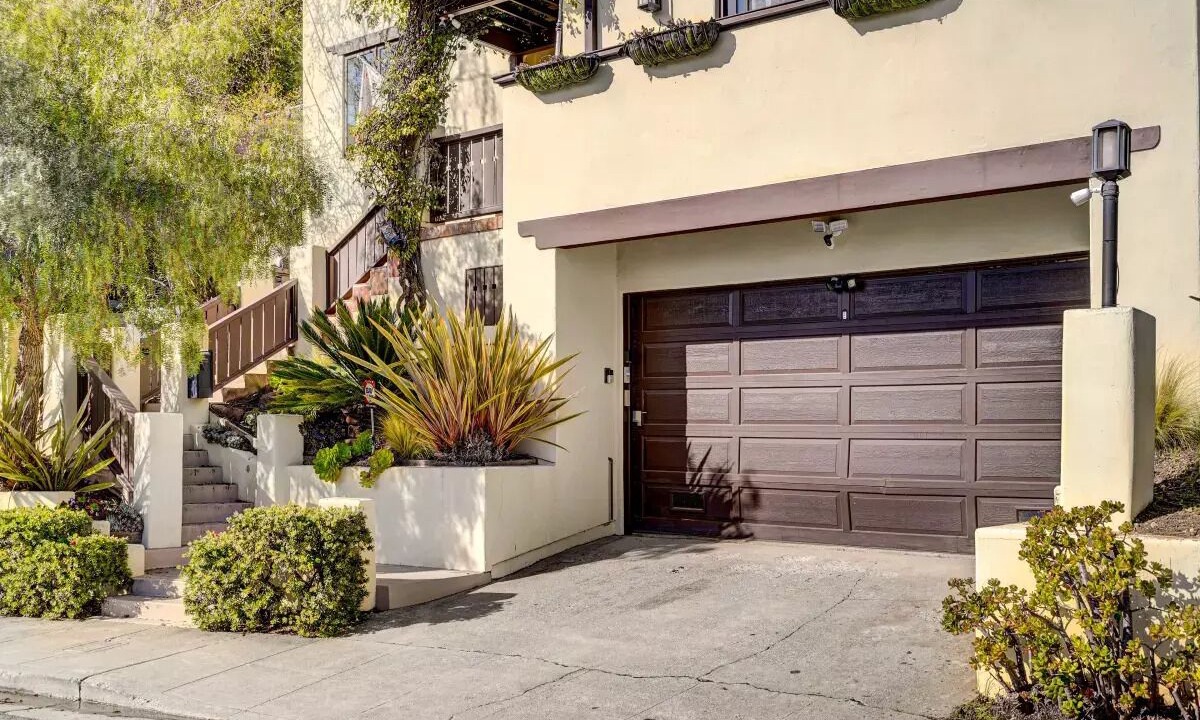 Photo of Outdoor in Upper Rockridge