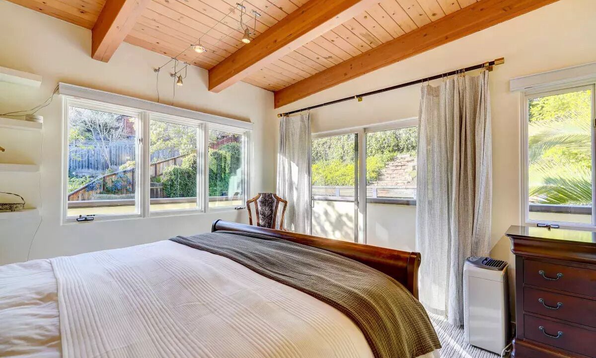 Photo of Bedroom in Upper Rockridge