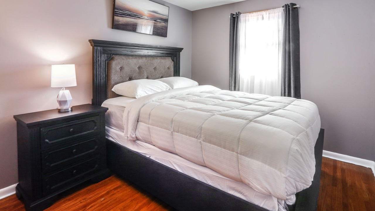 Photo of Bedroom in Cheektowaga