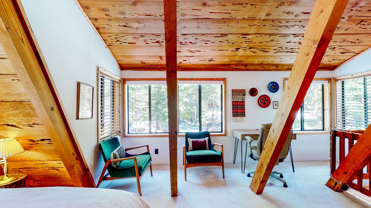Photo of Bedroom in Tahoe Pines