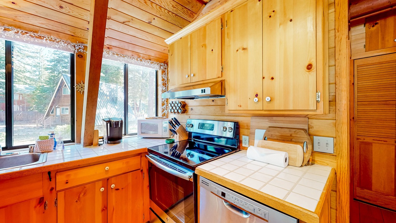 Photo of Kitchen in Tahoe Pines