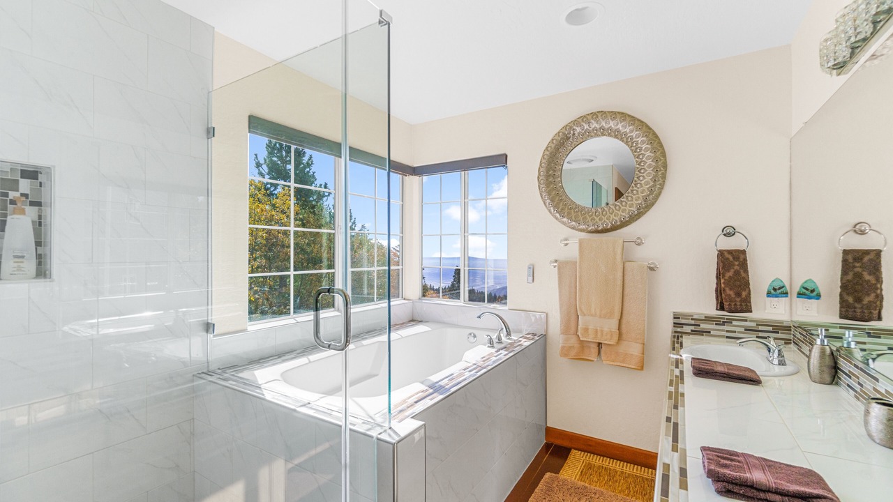 Photo of Bathroom in Running Springs