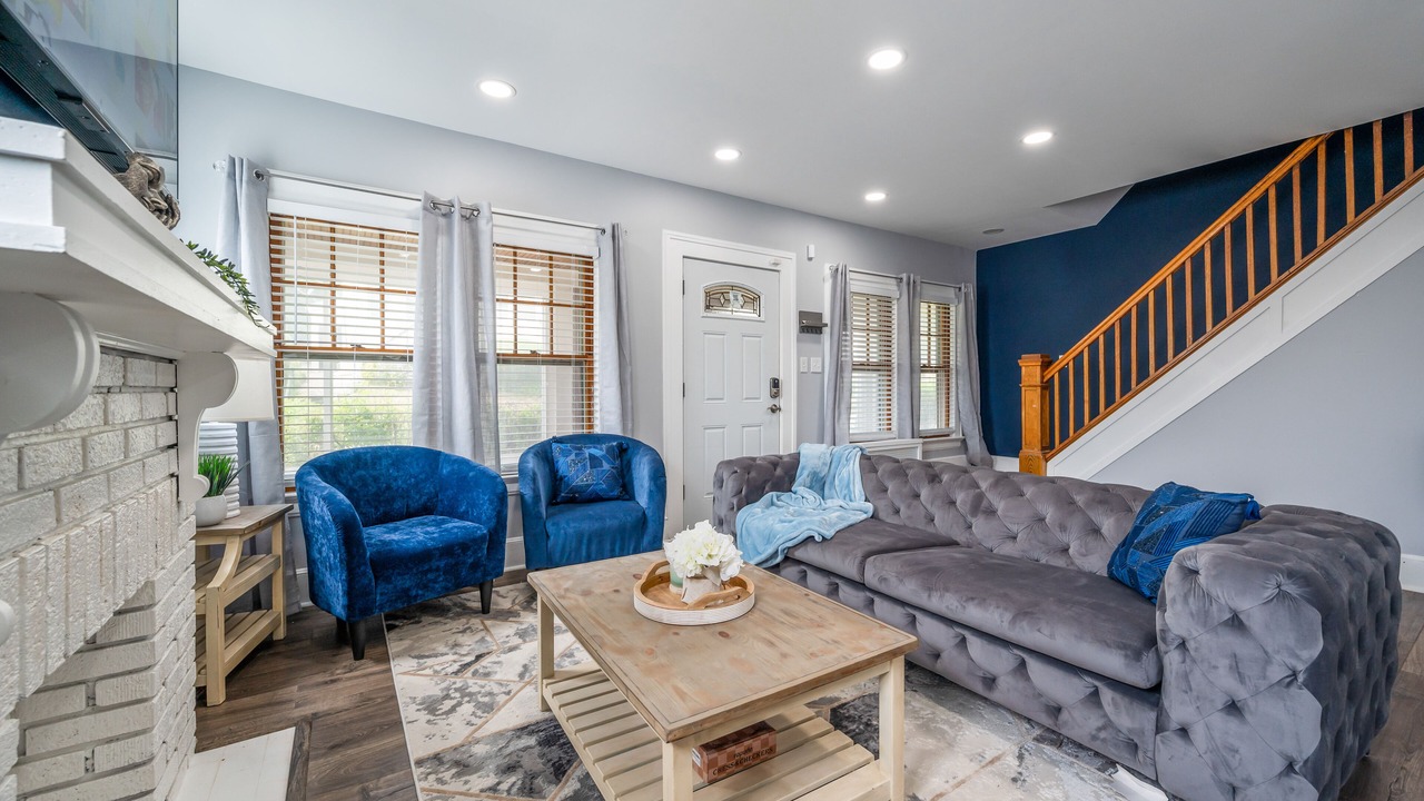Photo of Livingroom in Irvington