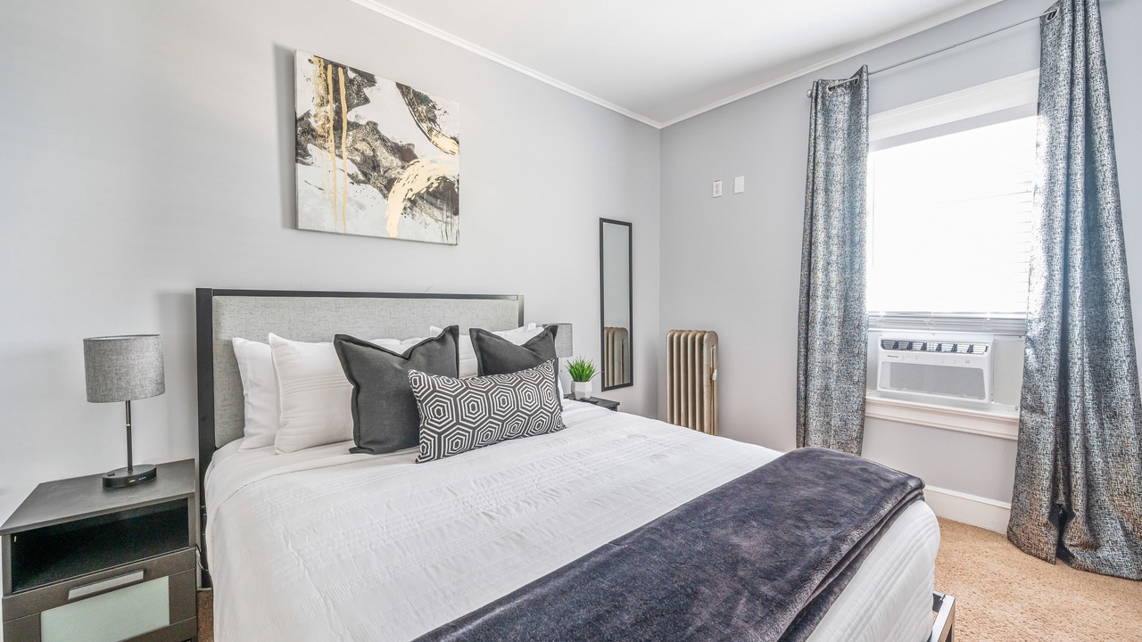 Photo of Bedroom in Irvington