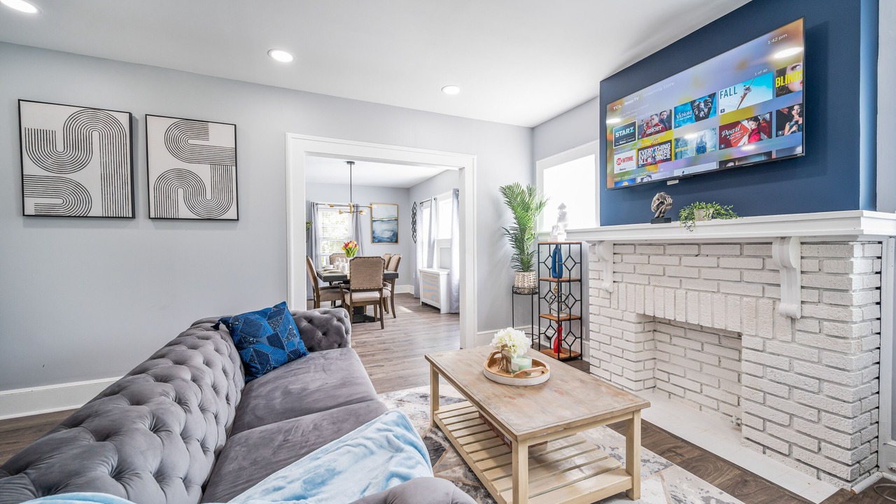 Photo of Livingroom in Irvington