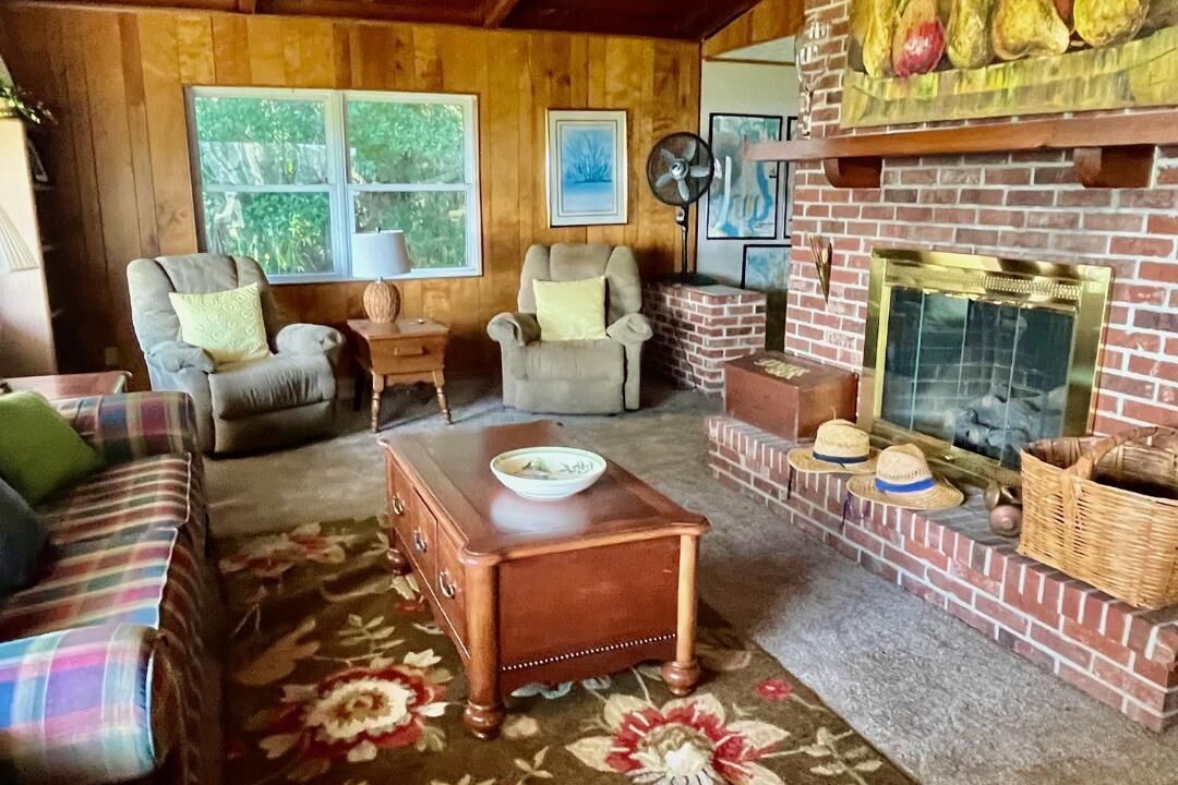 Photo of Livingroom in Crescent City