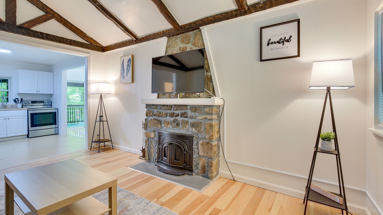 Photo of Livingroom in Monroe