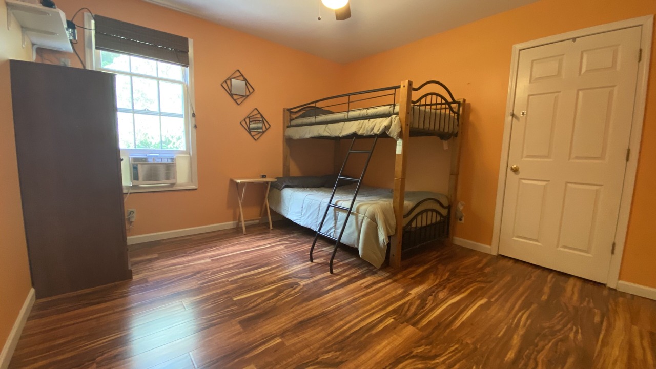 Photo of Bedroom in Caneadea