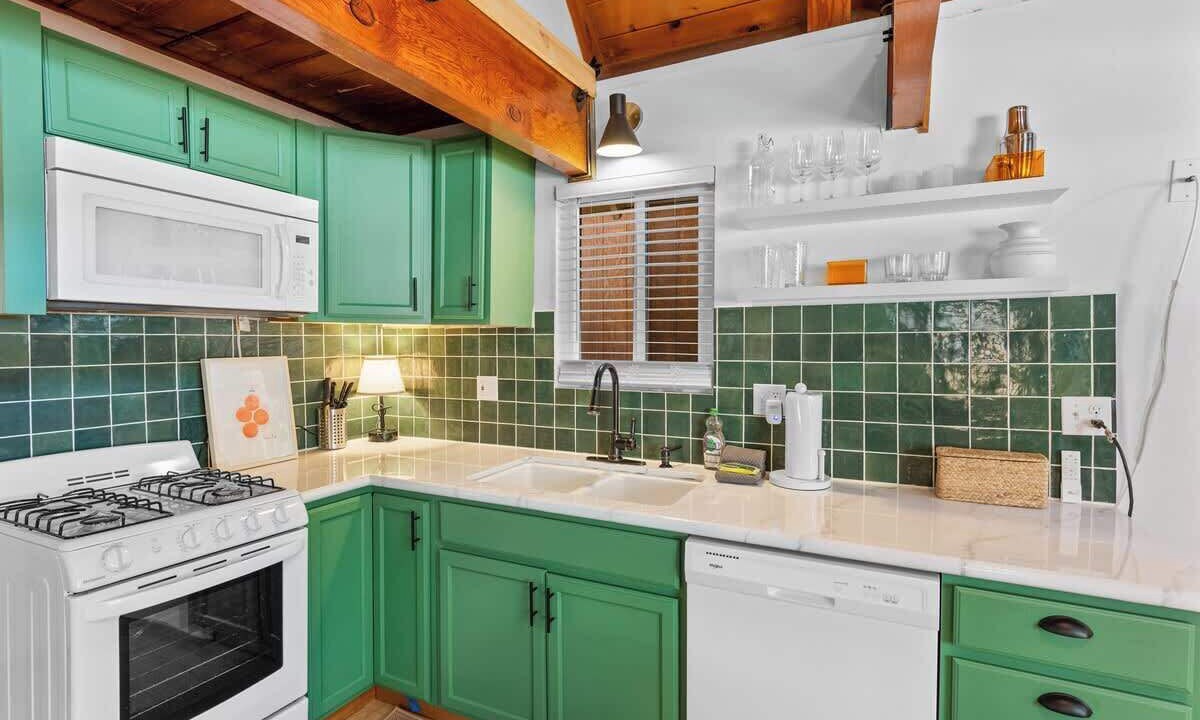 Photo of Kitchen in Big Bear City