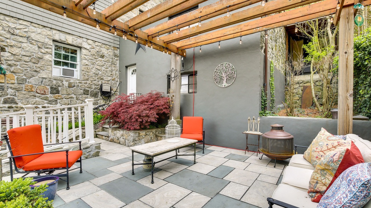 Photo of Patio Balcony in Lake Peekskill