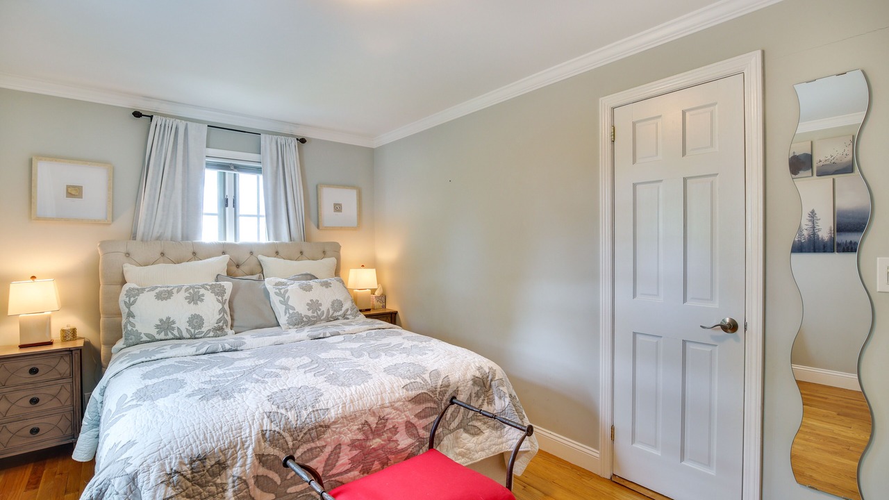 Photo of Bedroom in Lake Peekskill