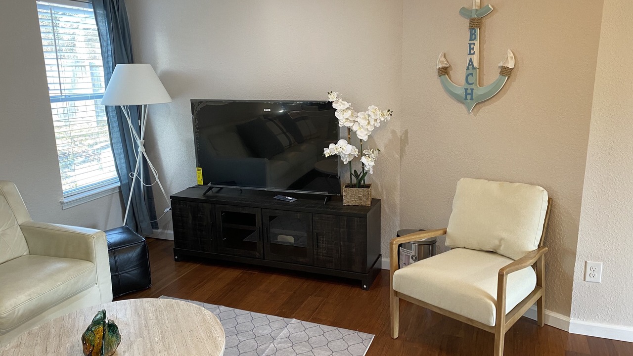 Photo of Livingroom in Thousand Oaks