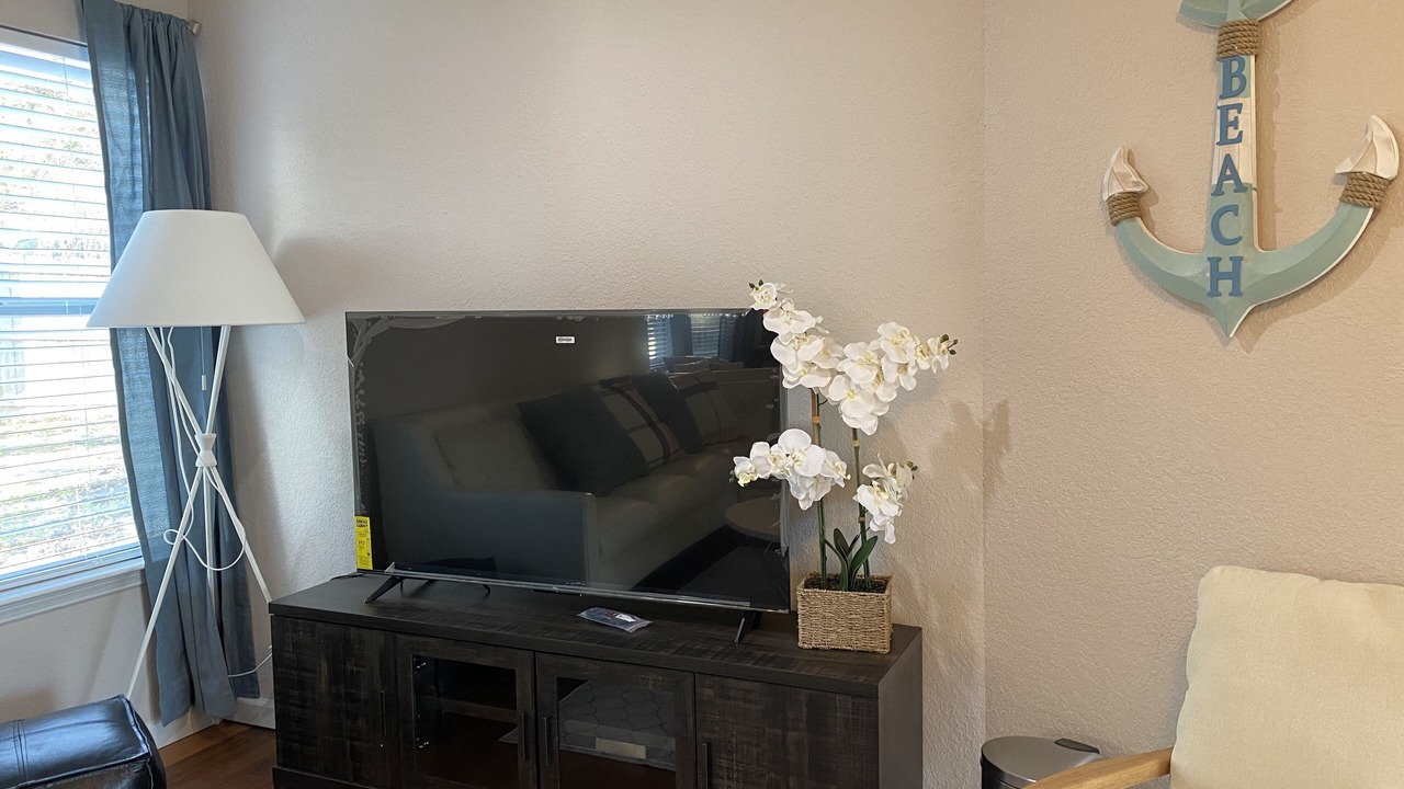 Photo of Livingroom in Thousand Oaks