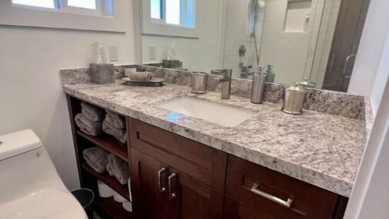Photo of Bathroom in Noddin