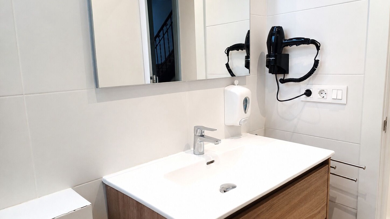 Photo of Bathroom in Poblenou