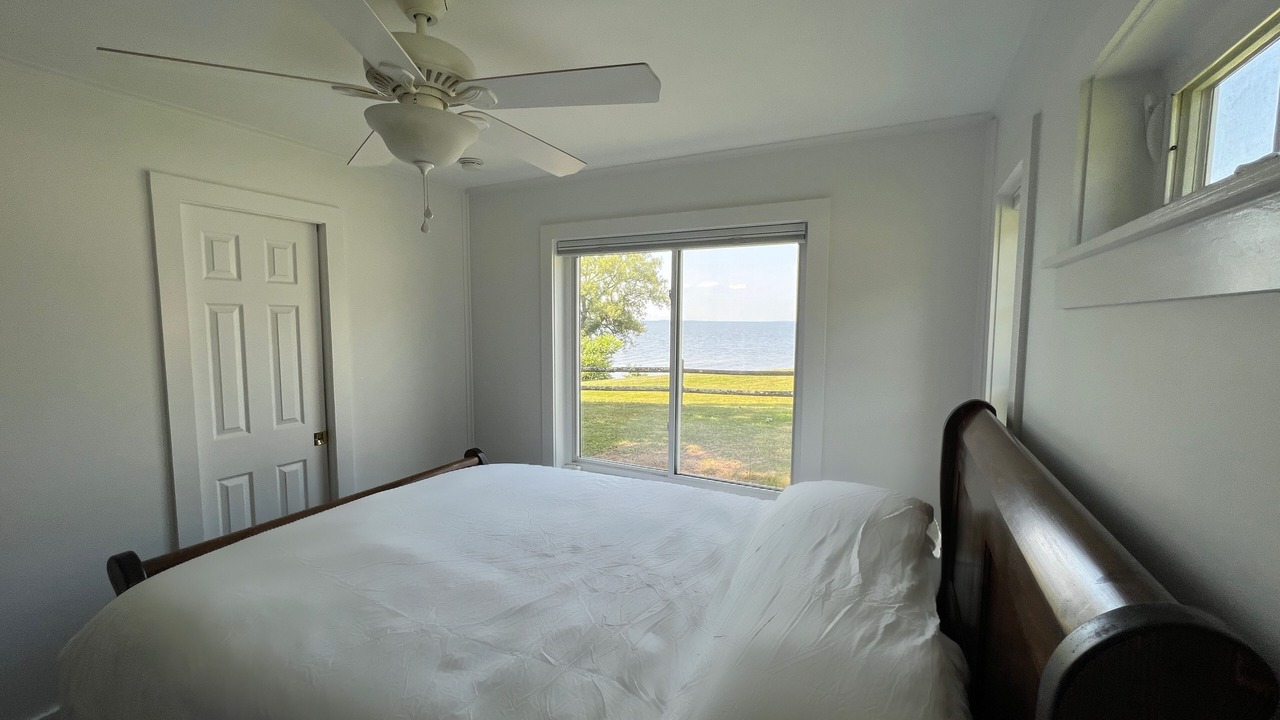 Photo of Bedroom in Cleveland
