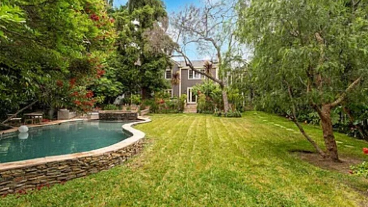 Photo of Outdoor in Greater Wilshire - Hancock Park