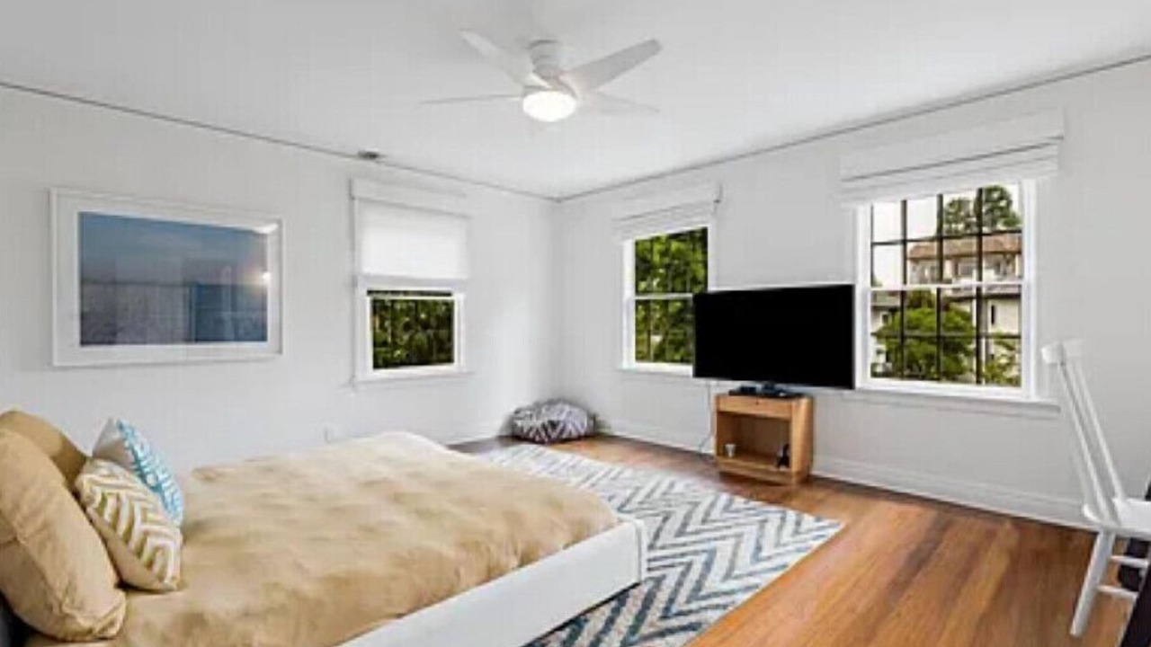 Photo of Bedroom in Greater Wilshire - Hancock Park
