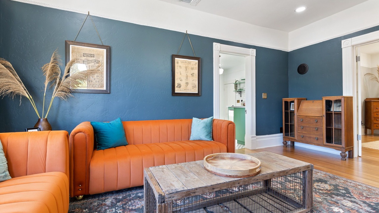 Photo of Livingroom in Auburn