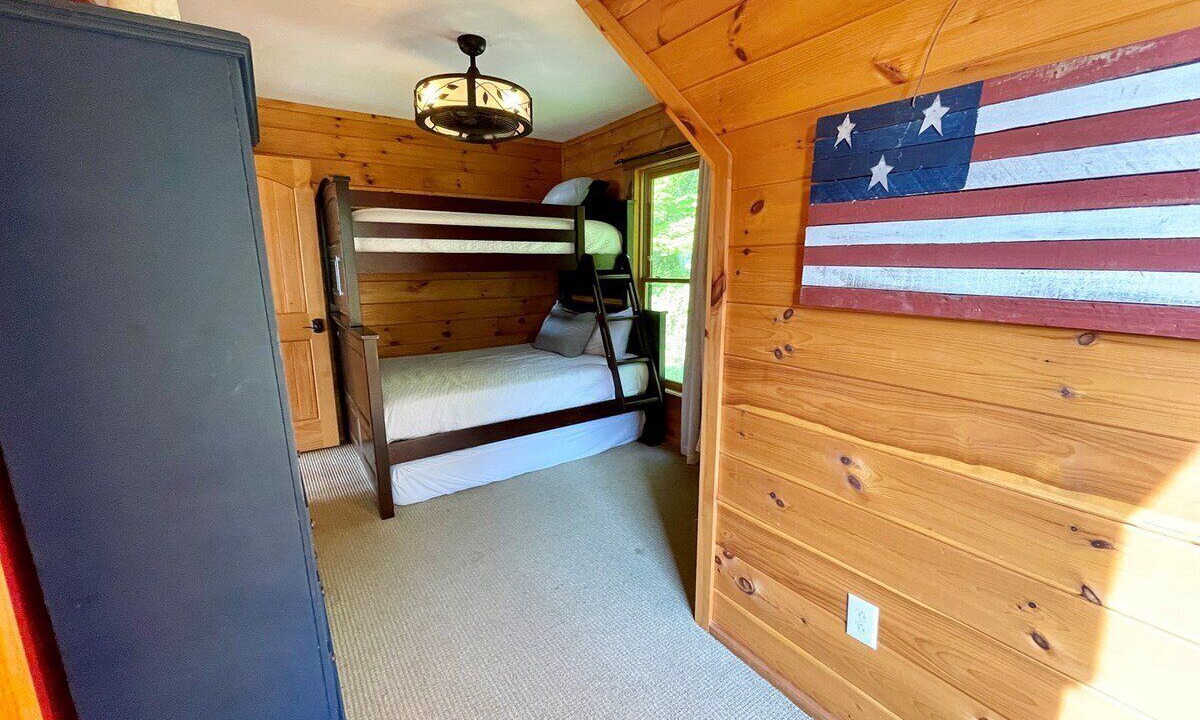 Photo of Bedroom in Todd