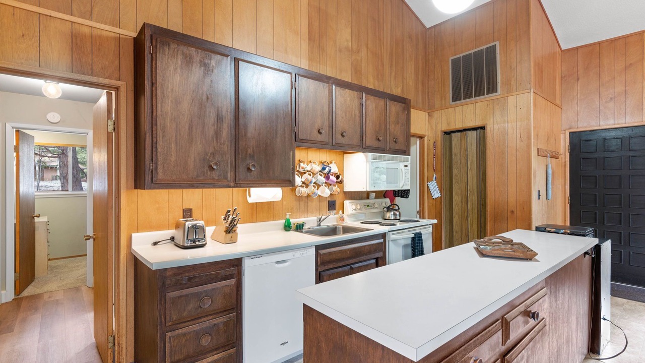 Photo of Kitchen in Tahoe Sierra Estates