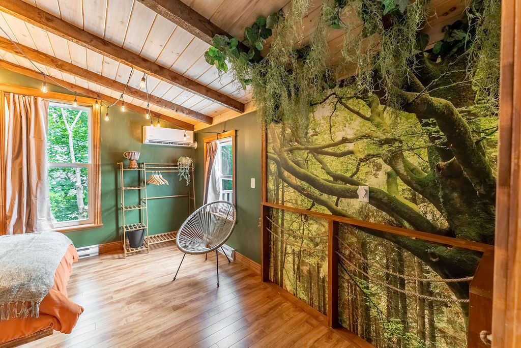 Photo of Bedroom in Desjardins