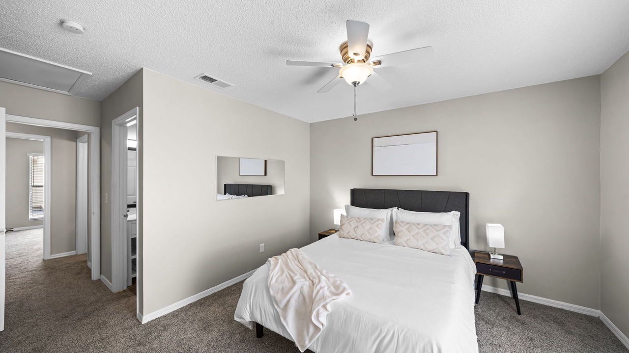 Photo of Bedroom in University