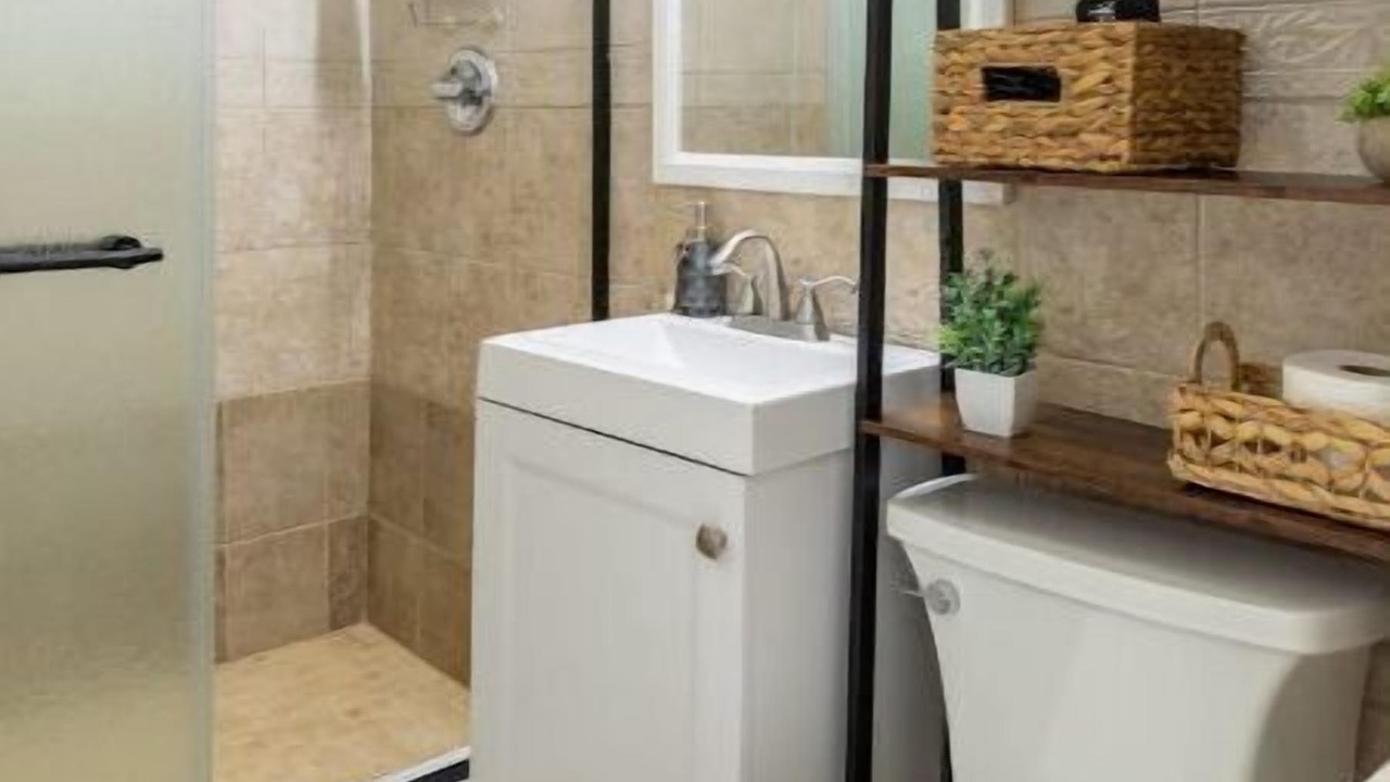 Photo of Bathroom in Birch Park Finger Streets