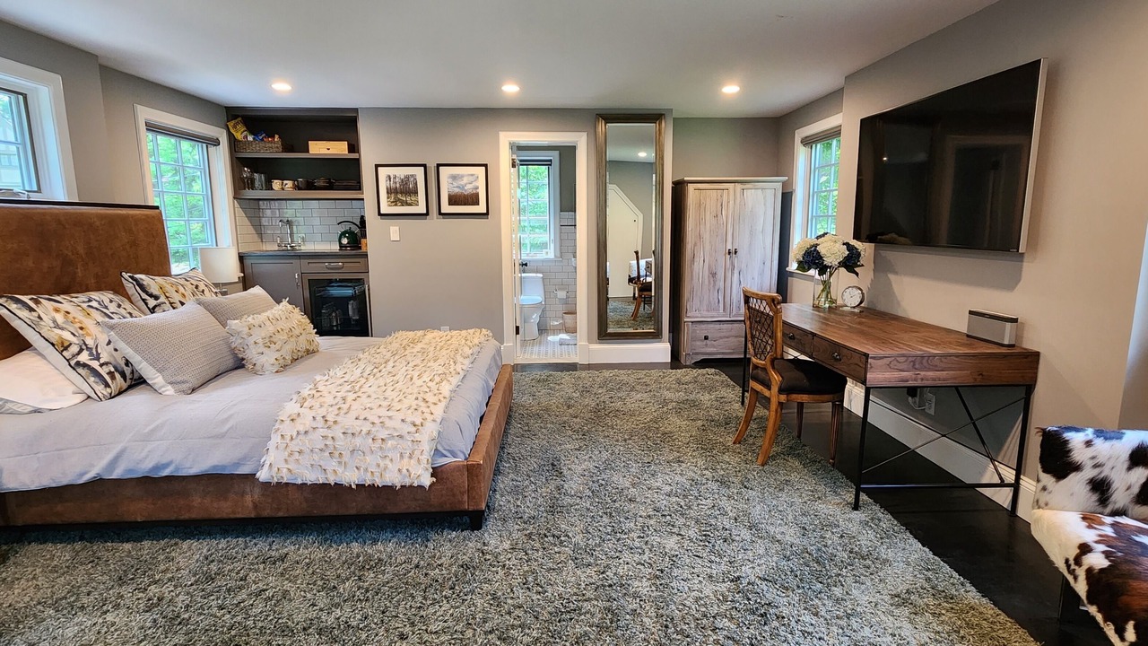 Photo of Bedroom in Larchmont