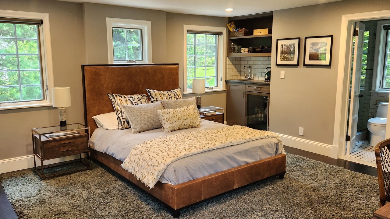 Photo of Bedroom in Larchmont
